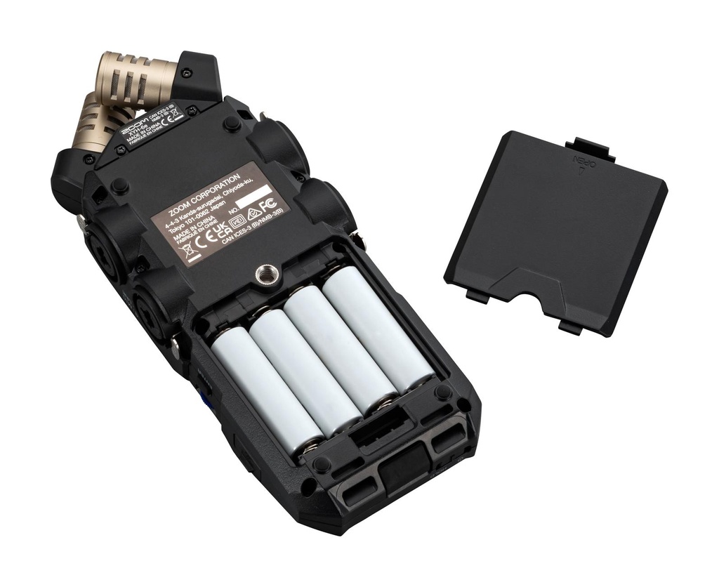 07-H6E-ESSENTIAL.jpg