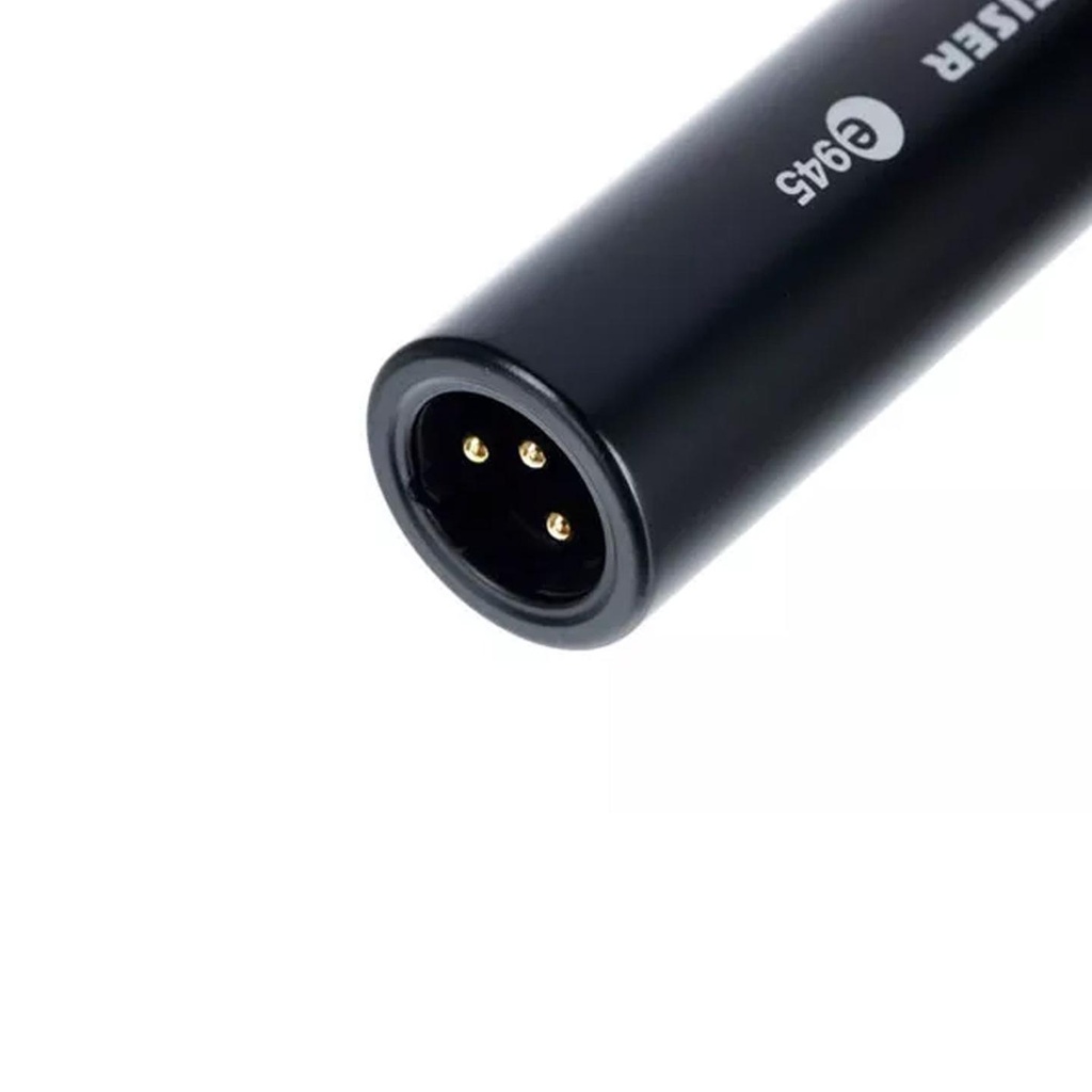 02-E945.jpg
