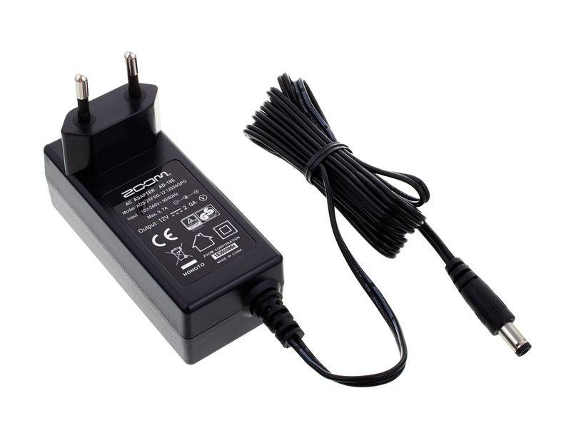 Zoom AD-19 Alimentatore con presa italiana per multitrack F8 TAC-8 e UAC-8, Nero